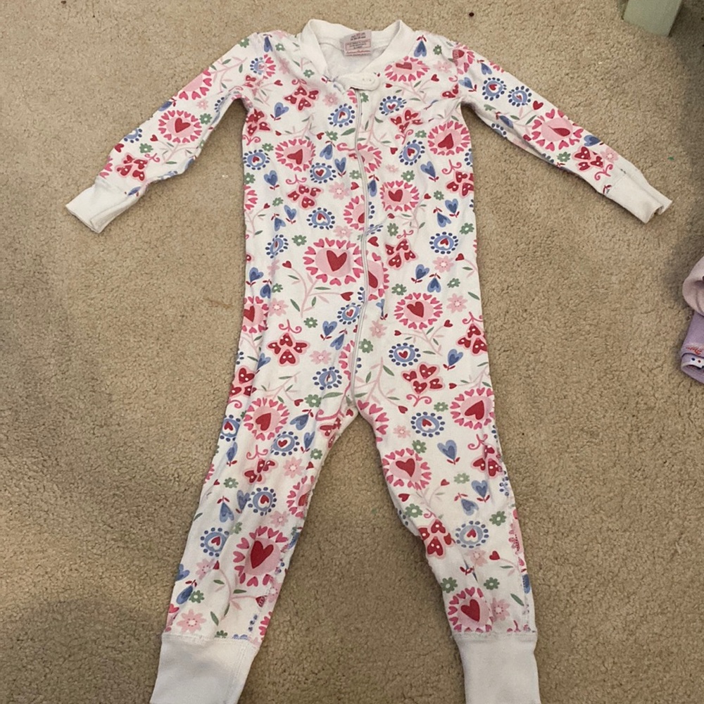 Hanna Andersson size 18-24m heart zip PJs